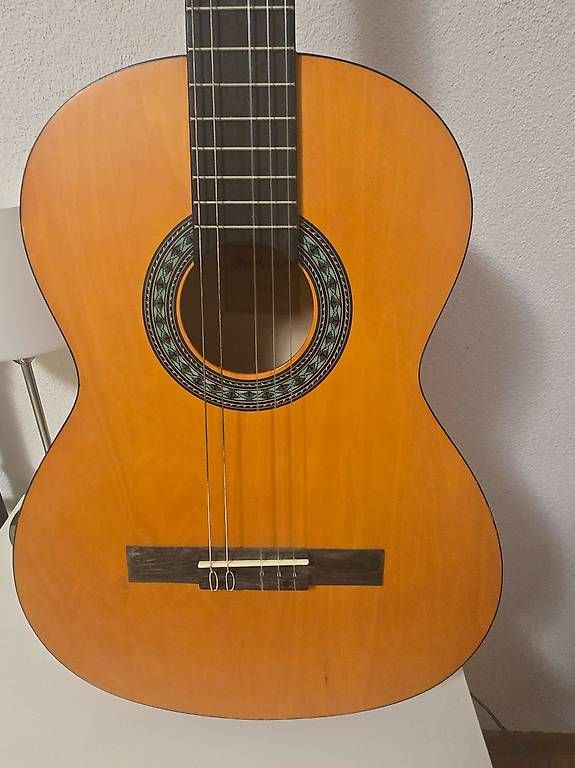 Strumenti musicali: Chitarra acustica 4/4 – Usato da GIORNICO venduto da fra_vz9k