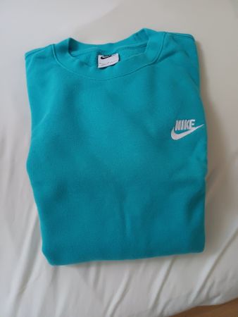 Pull Nike