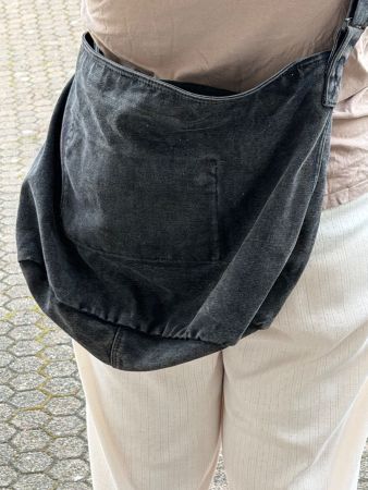 Cross Body Bag im Used-Look, Jeansstoff schwarz