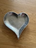 Dekorative Schale Herzform Silberfarben NEU