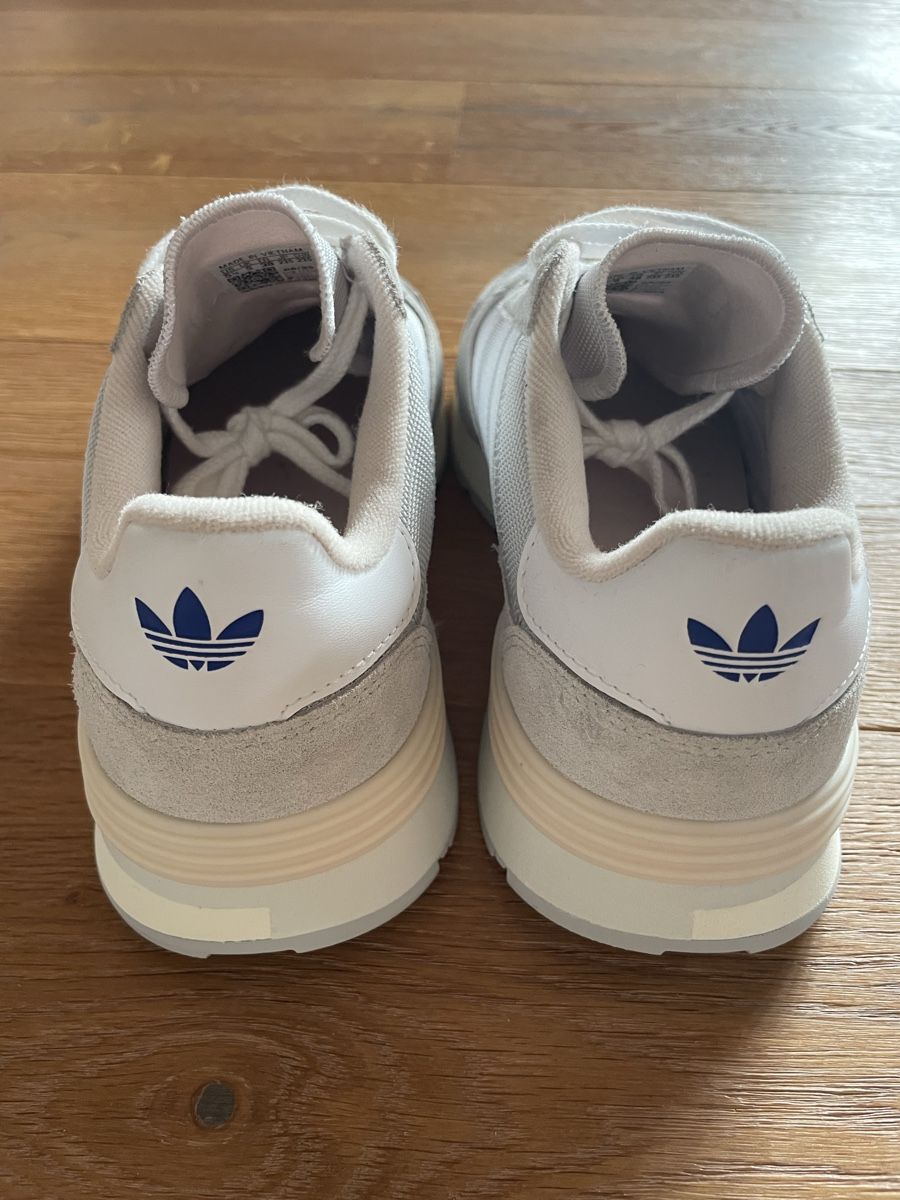 Adidas Damenschuhe: Sneaker neu – Neu und originalverpackt aus Aarwangen von erd_ngx8 2
