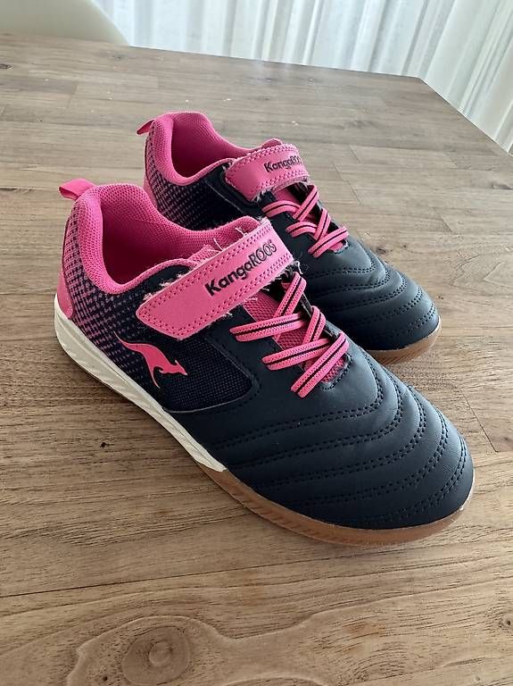 Scarpe per ragazzi: Kangaroos Hallenschuhe Gr. 31 – Usato da Zürich venduto da dominicmueller87 2