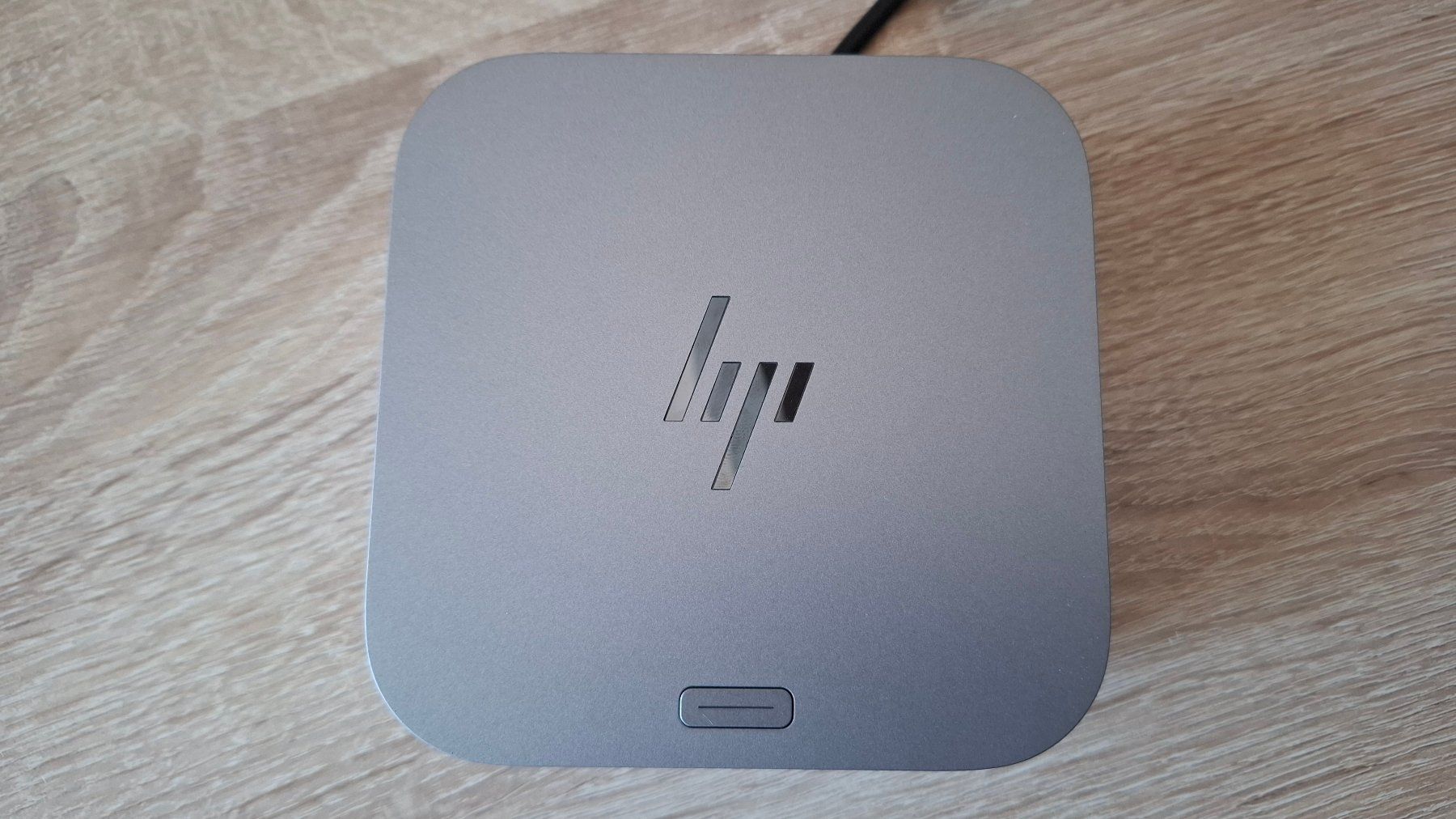 Hewlett Packard Docking station: HP Thunderbolt 4 100W G6 Dock – Usato da Lützelflüh-Goldb venduto da Noir7.pk 2