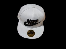 Nike Snapback Basecap Weiss Unisex NEU
