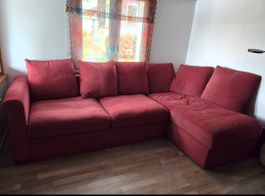 Divano letto angolare rosso con vano contenitore usato