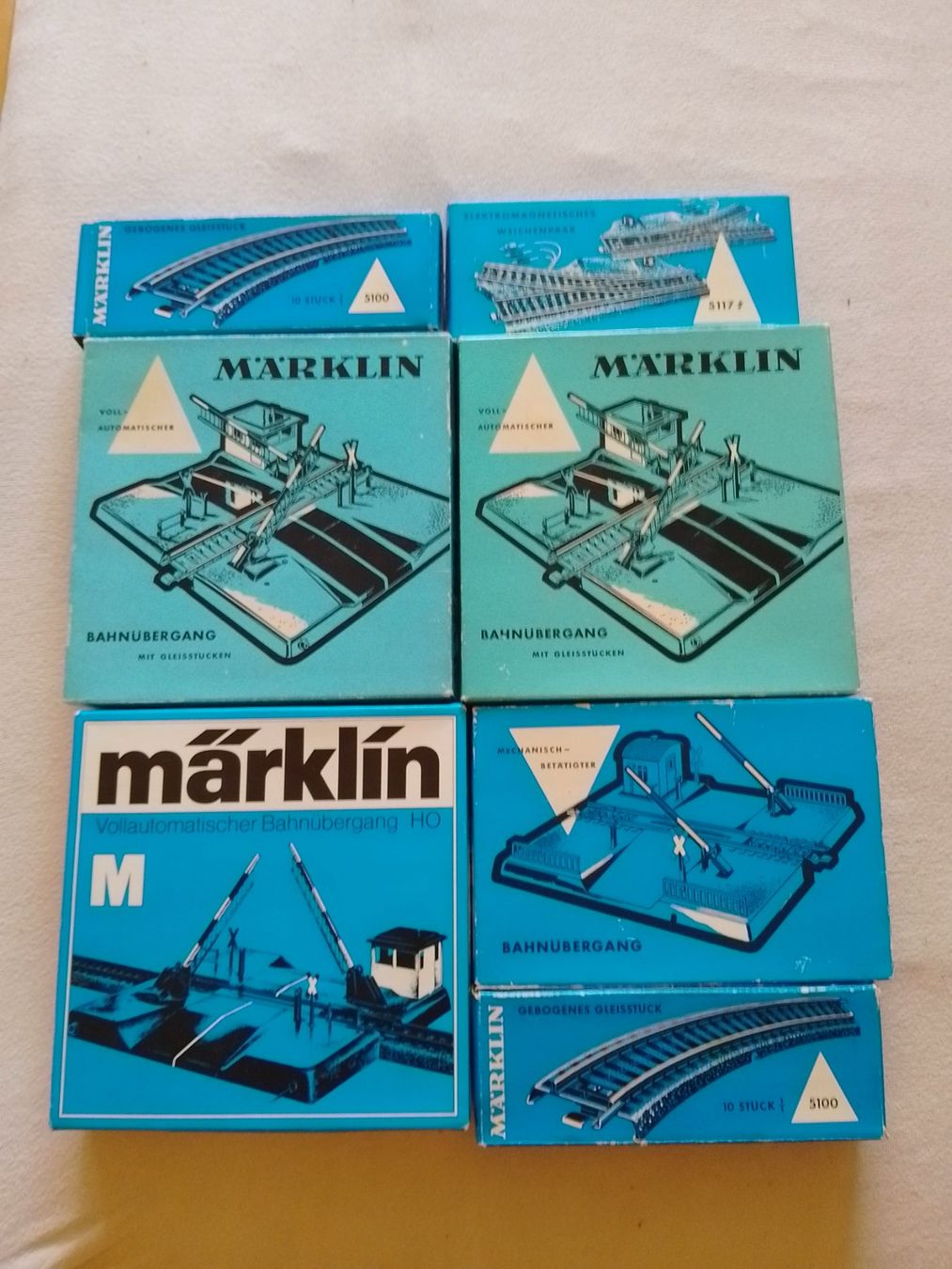 Märklin Modellini di ferrovie: 1 Lots Marklin Passage à Niveau + Rail + Aiguillage – Usato da yverdon-les-bains venduto da polochristophe 1