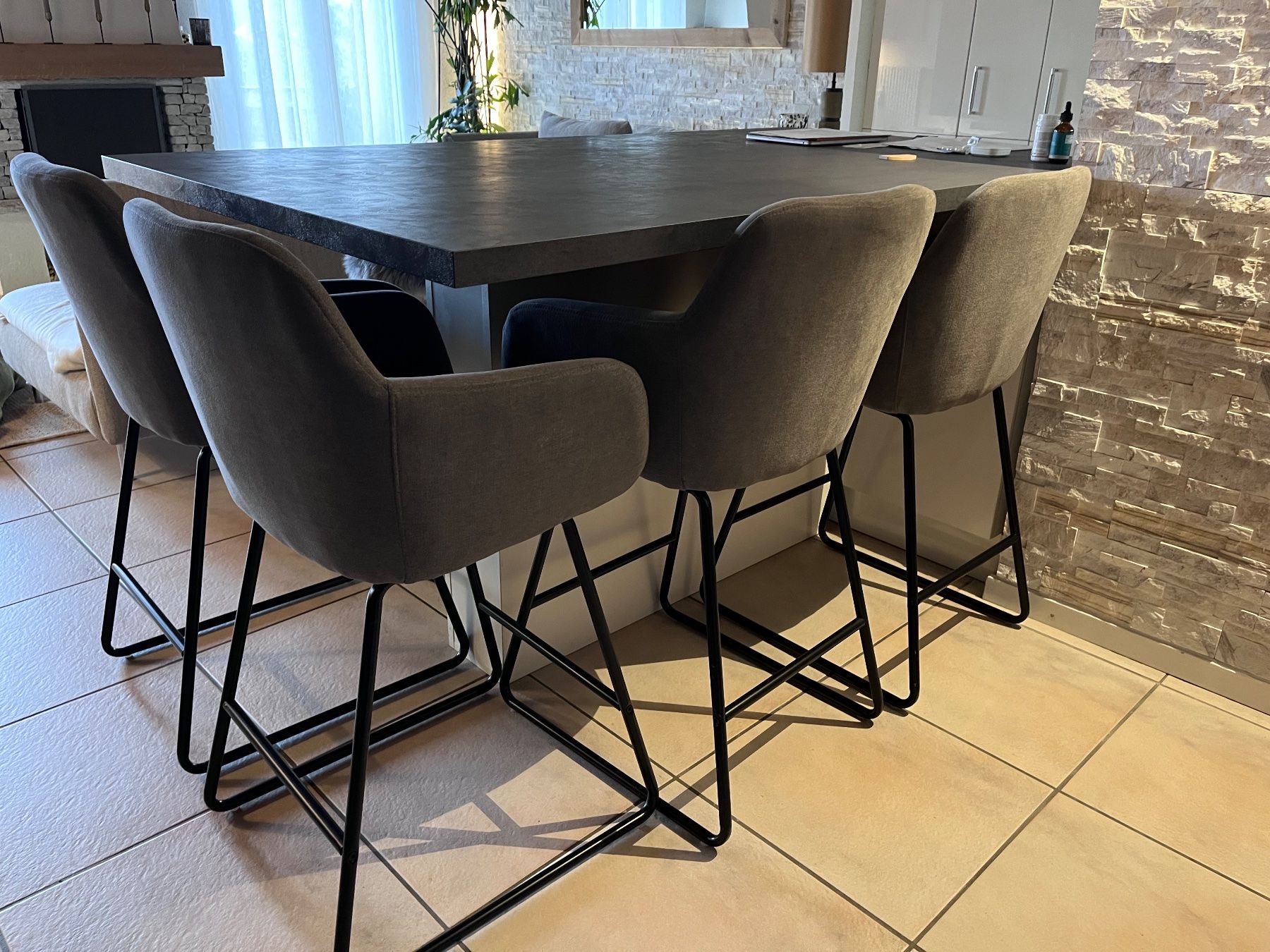 Sgabelli: Tabourets de bar en velours gris état neuf – Usato da Montana venduto da cara54 2