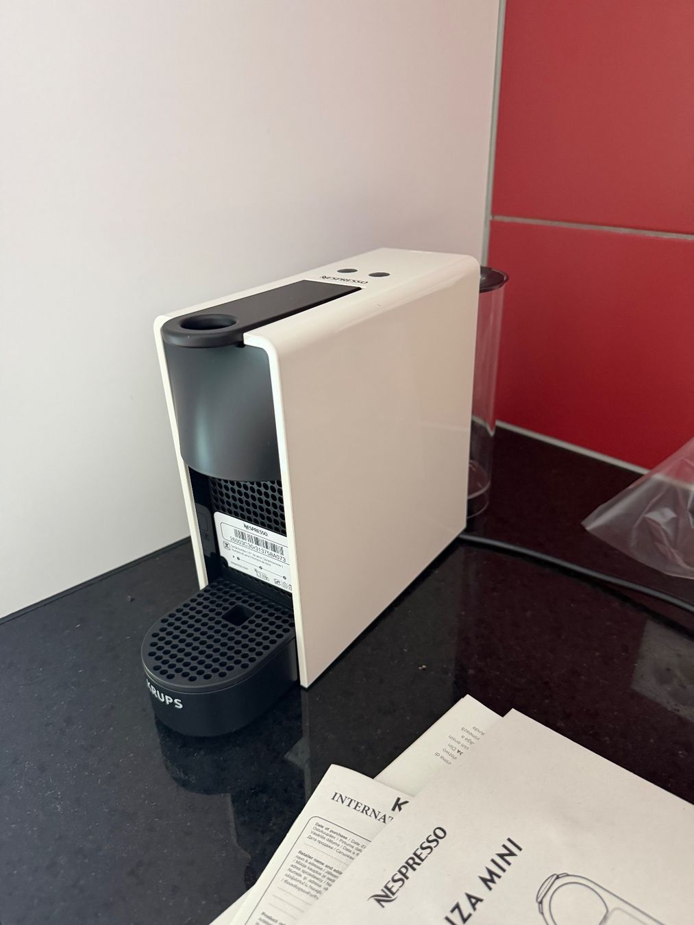 Macchine per caffè & Macchine per espresso: Machine à café nespresso – Nuovo (secondo la descrizione) da Lausanne venduto da Franiialessio 1