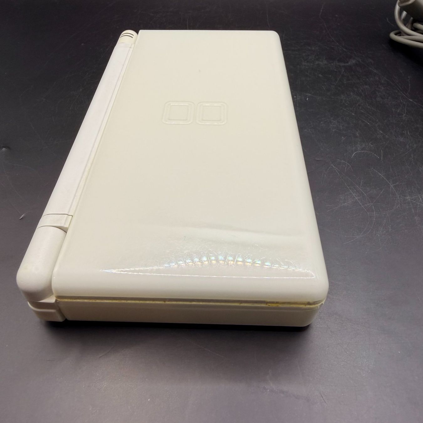 Nintendo Console: Nintendo DS Lite Weiss mit Ladegerät – Usato da Düdingen venduto da Nerdworld 3