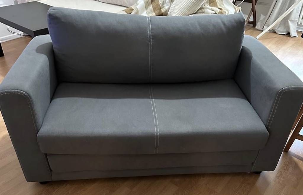 Graues Schlafsofa in sehr gutem Zustand (Gebraucht) in london für CHF 299 – nur Abholung auf Ricardo kaufen