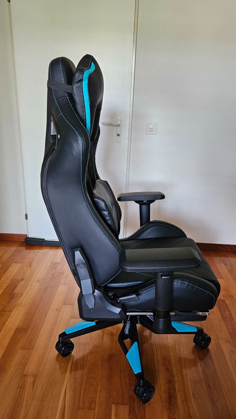 Stühle: Gaming Sessel Stuhl "Predator Antares" – Neu (gemäss Beschreibung) aus Bonstetten von TimHo_99 2