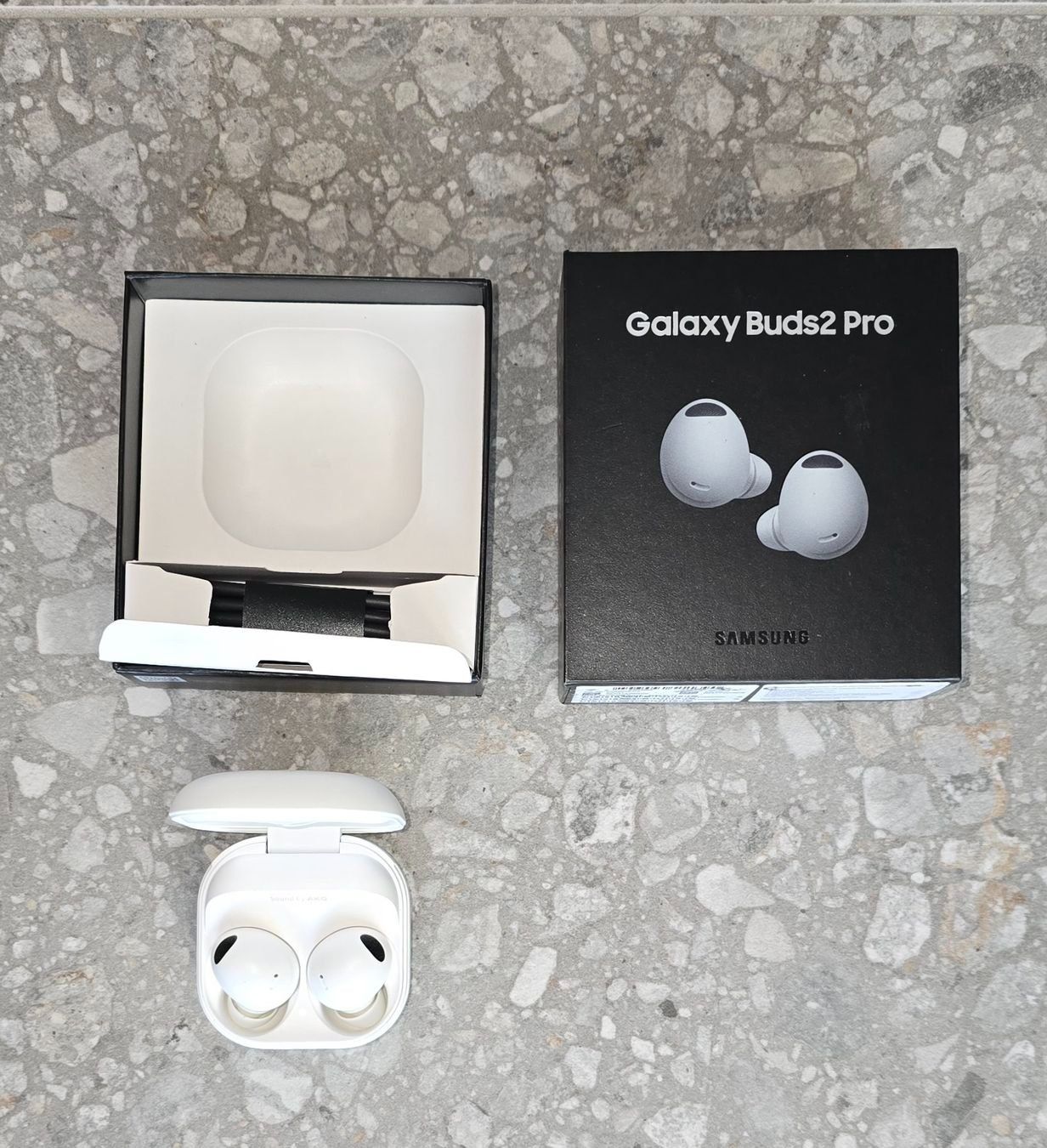 Samsung Kopfhörer: Galaxy Buds 2 Pro noise canceling bluetooth headphones – Gebraucht aus Geneve von T36 1