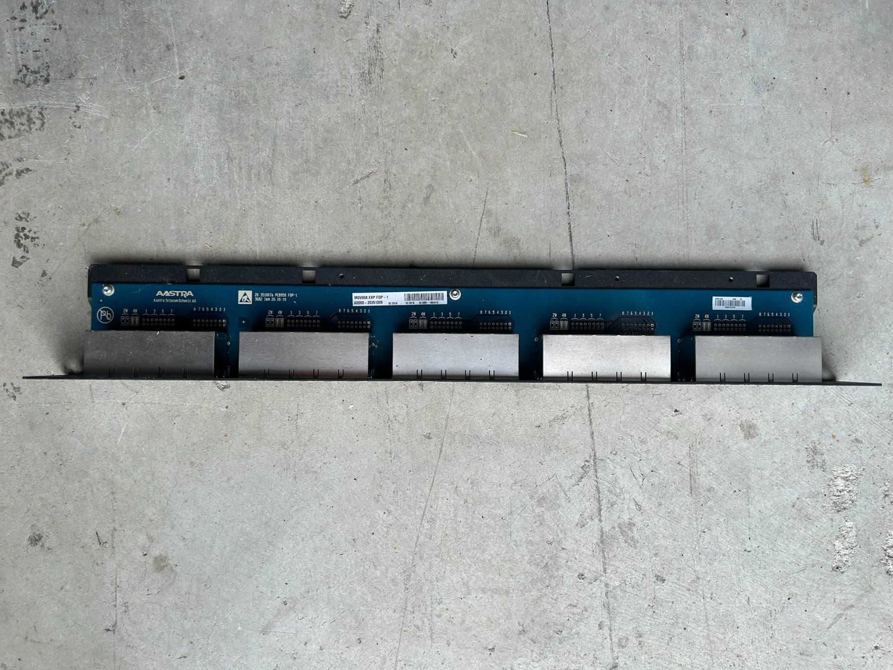 Stromzufuhr: MITEL Verteilerpanel FOP – Gebraucht aus Glis von ict_jwz7 1