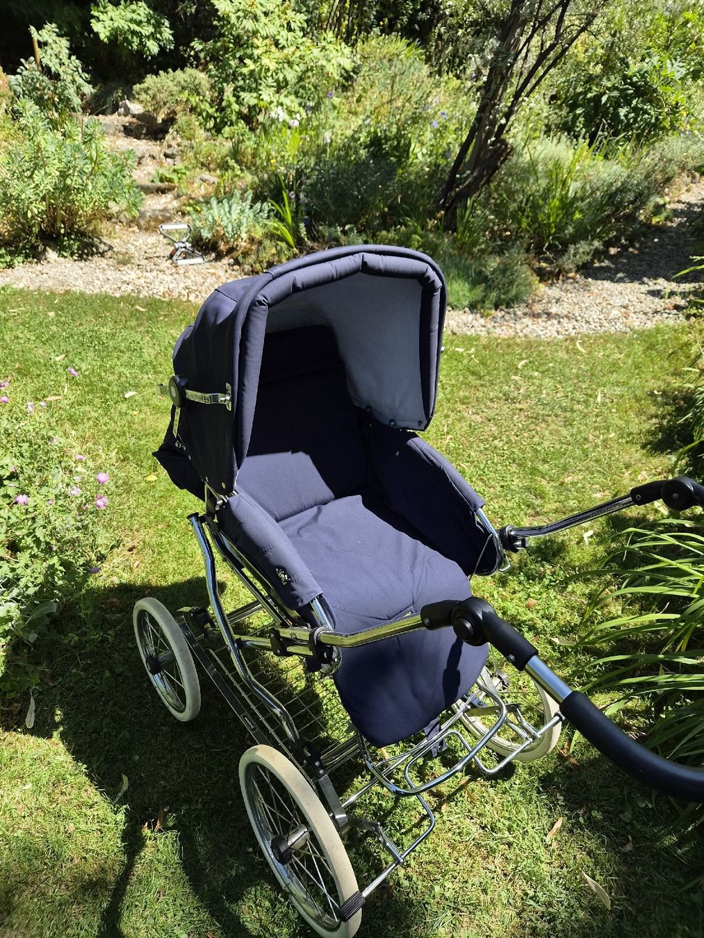 Carrozzine: Hesba Kinderwagen in super Zustand – Usato da Meilen venduto da Evelyn29 4