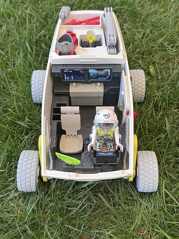 Jouets: Véhicule de reconnaissance spatiale Playmobil  – D'occasion à Troinex par Steph_muller 1