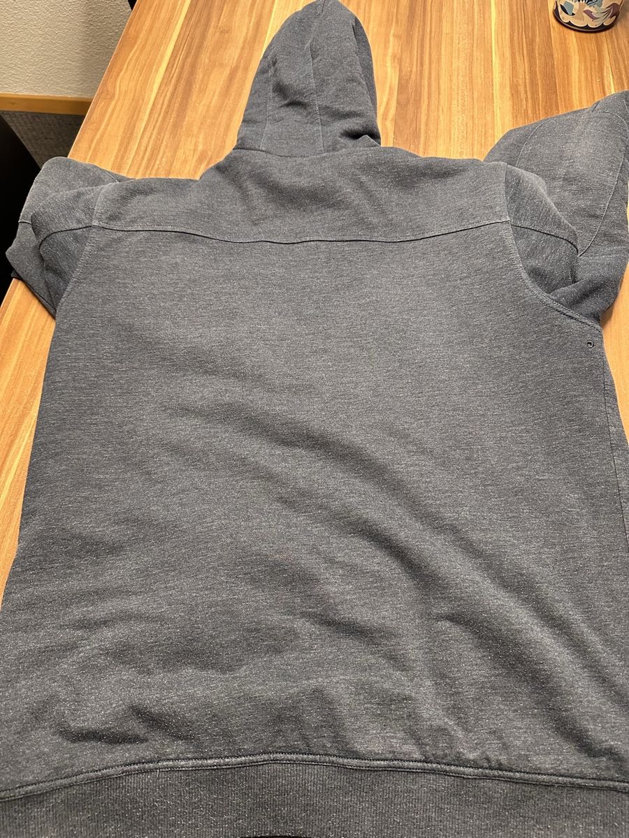 Quiksilver Giacche: Quiksilver Hoodie XL – Usato da Grabs venduto da ema1991 5