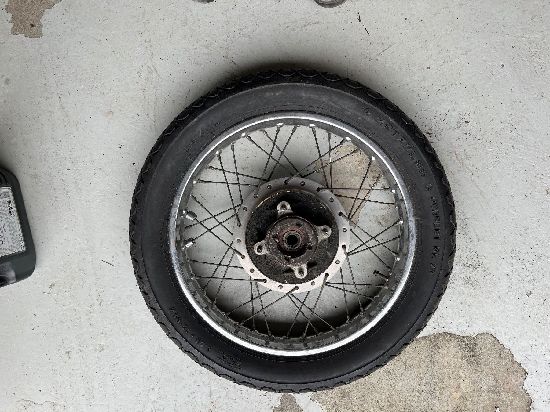 Pneumatici & Ruote complete: Honda CB Rad – Usato da Mühlau venduto da urb_5x9h