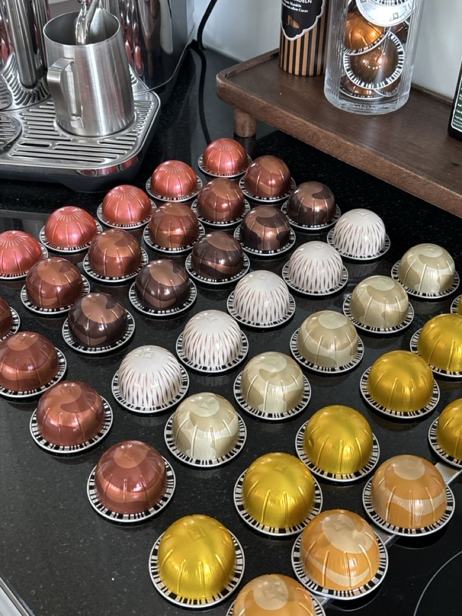 Nespresso Macchine per caffè & Macchine per espresso: Nespresso VertuoKapseln, limited Edition – Nuovo e nell'imballaggio originale da Niederhasli venduto da sxh_jn9y