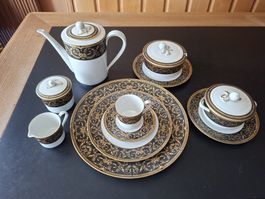 Langenthal Suisse Château 50-teiliges Porzellanservice 