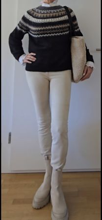 Pullover Maje, Bluse Claudie Pierlot, Hose Marc Aurel