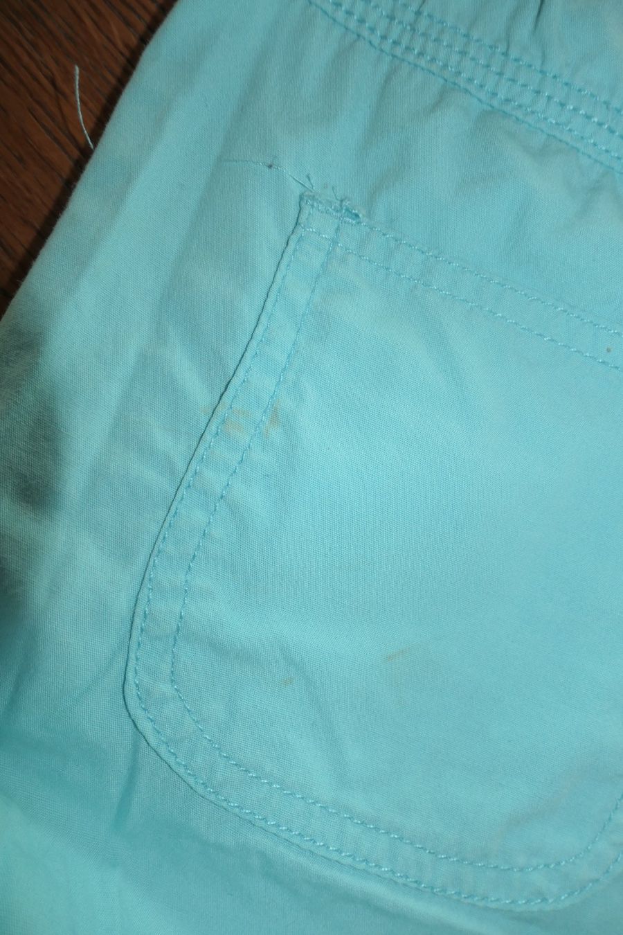 Completi: Kleiderpaket Sommerhosen Gr 140 – Usato da Vordemwald venduto da Esel04 5