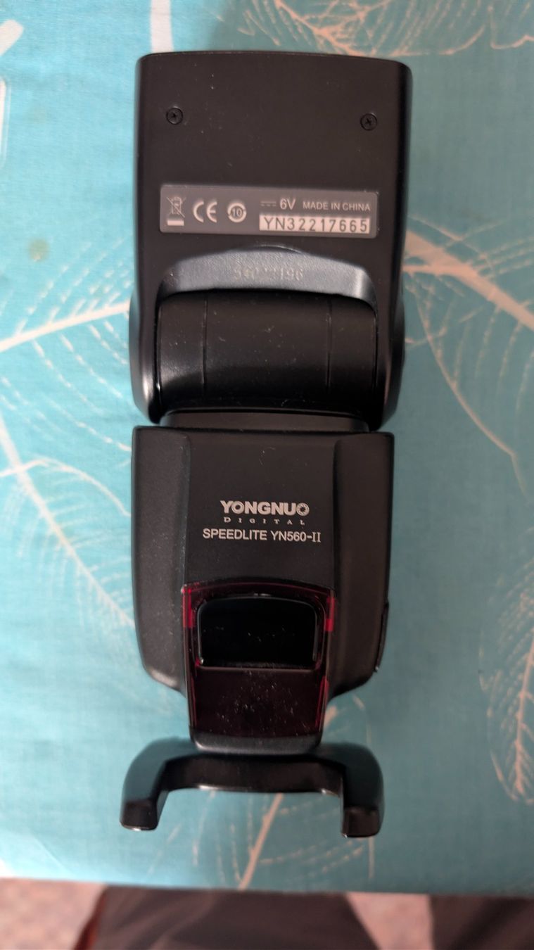 Yongnuo Blitze: Set: Blitzgerät mit Drahtlos synchronisation für SONY A – Neu und originalverpackt aus Hägglingen von Em4ecaps 2