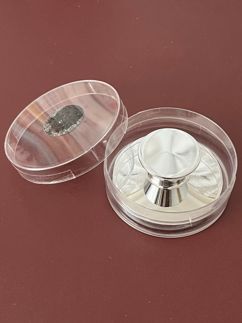 Plattenspieler: Schallplattenstabilisator aus metall – Neu und originalverpackt aus La Chaux-de-fonds von ploumenec 1