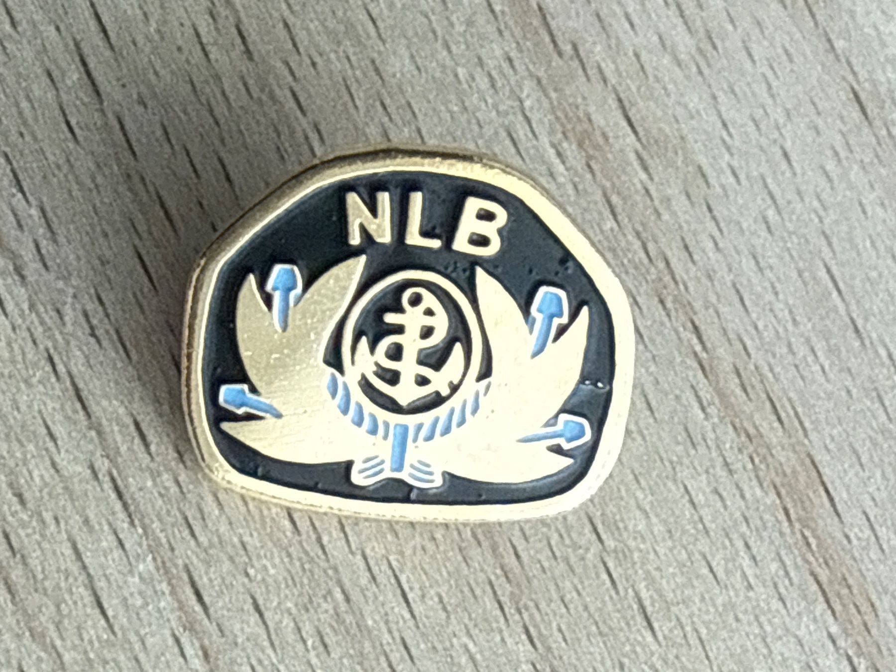 Plaketten & Abzeichen: Pin  NLB Basketball – Gebraucht aus Glattbrugg von Schweigmatt