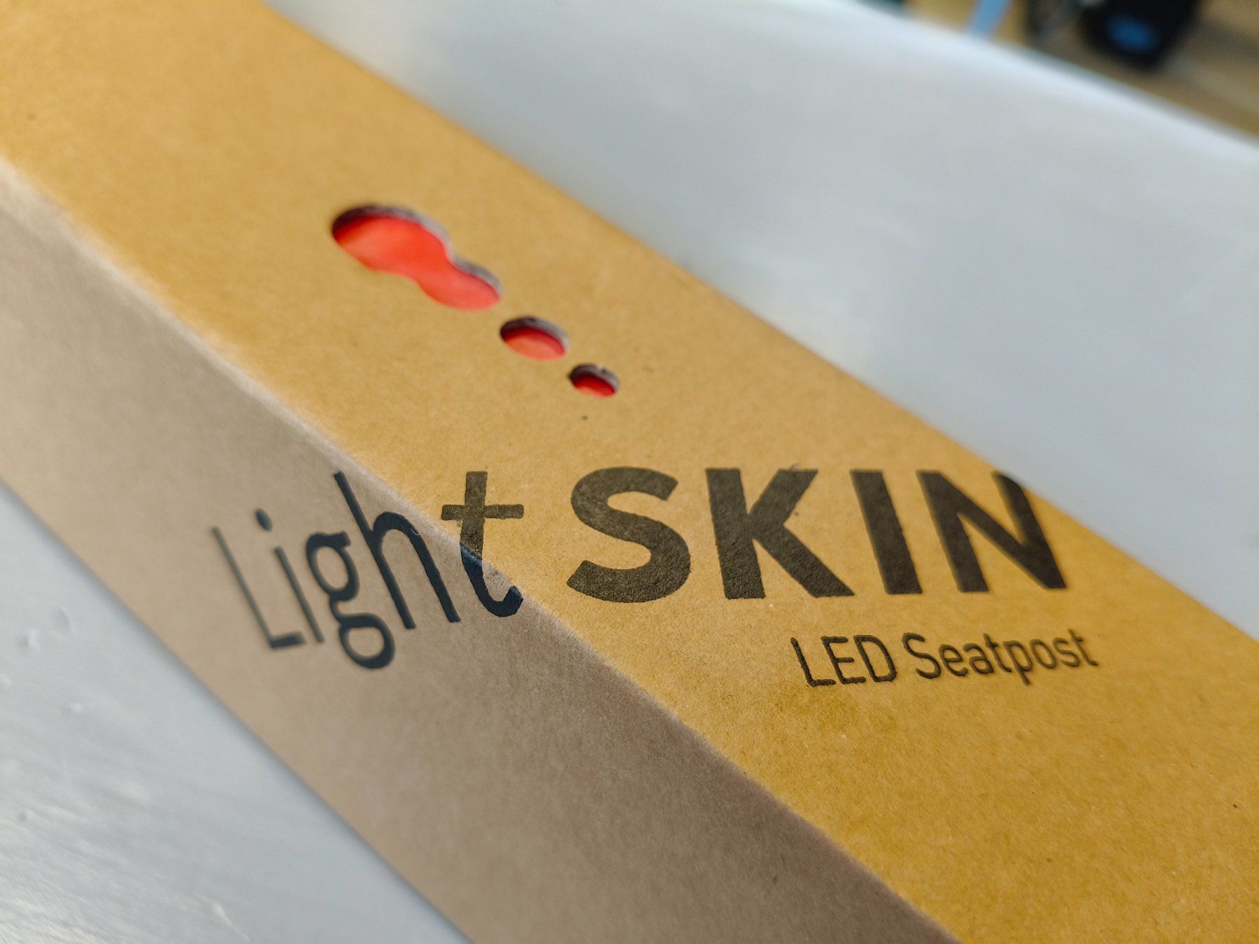 Pezzi di ricambio: Light Skin Led Seatpost, silver, D27.2 mm – Nuovo e nell'imballaggio originale da Bern venduto da ver_97f5