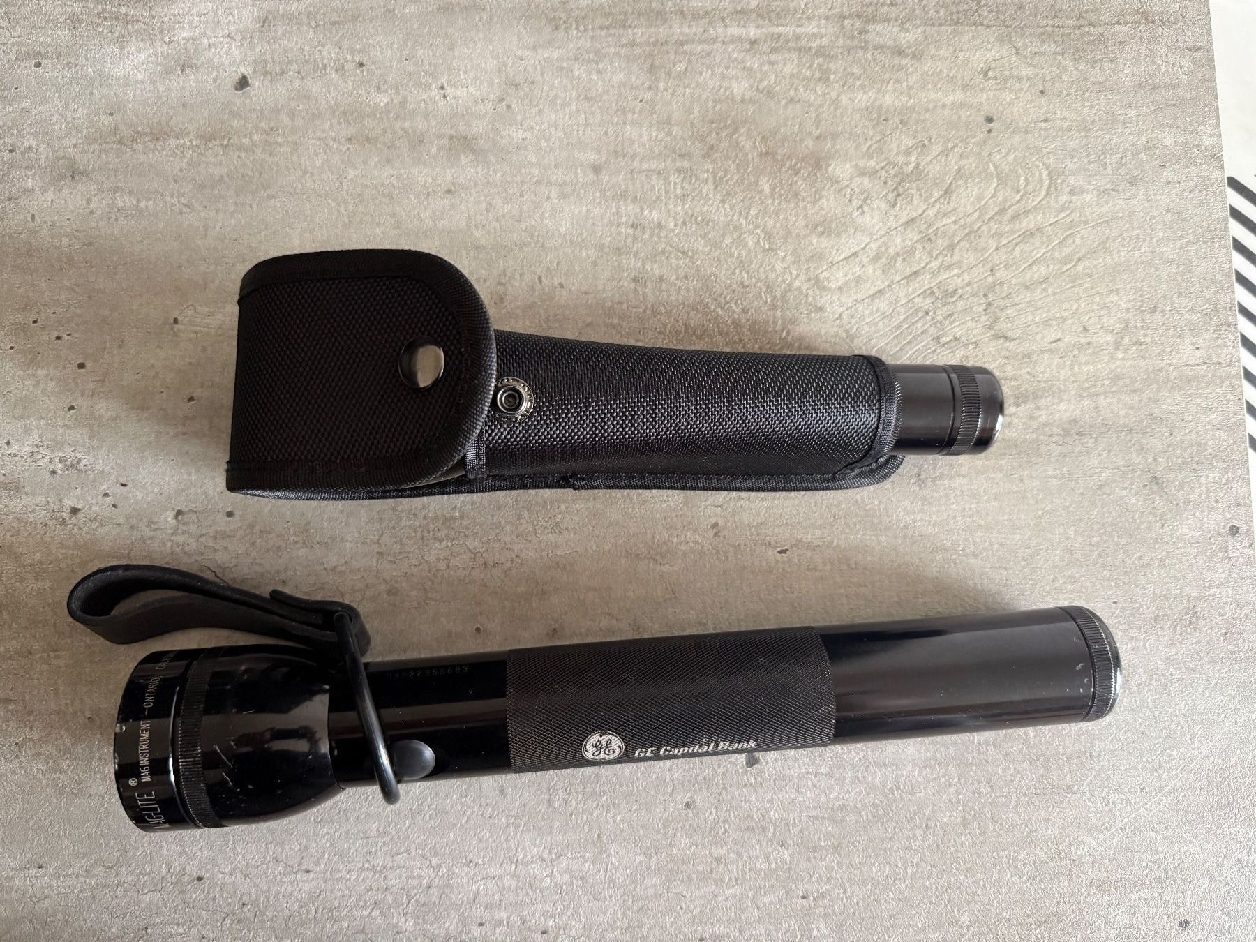 Lampade: Alte Taschenlampen 2 stk. – Usato da Zuchwil venduto da Stefan00 1