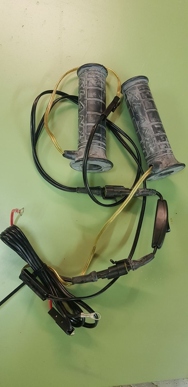 Alle Motorradersatzteile: Motorrad Griffheitzung Satz – Neu und originalverpackt aus Latterbach von Janik3
