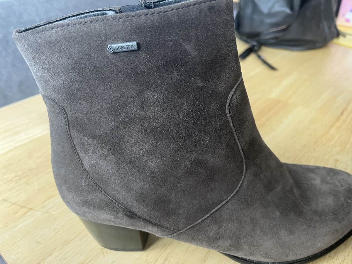 Scarpe da donna: Ara Stiefeletten Gore-Tex 40 – Nuovo (secondo la descrizione) da Messen venduto da rea-gin 2