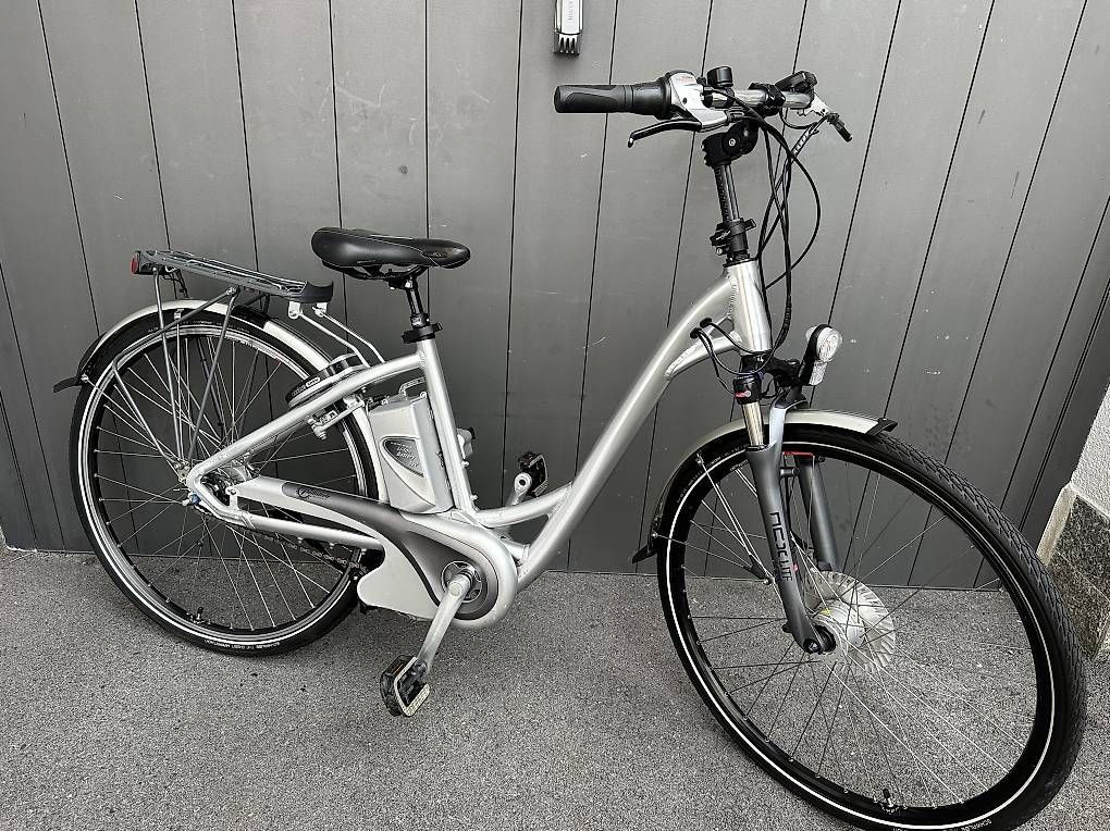 Biciclette: E-bike da donna Flyer 36v  – Usato da Quartino venduto da DiloUsato