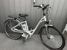 E-bike da donna Flyer 36v 