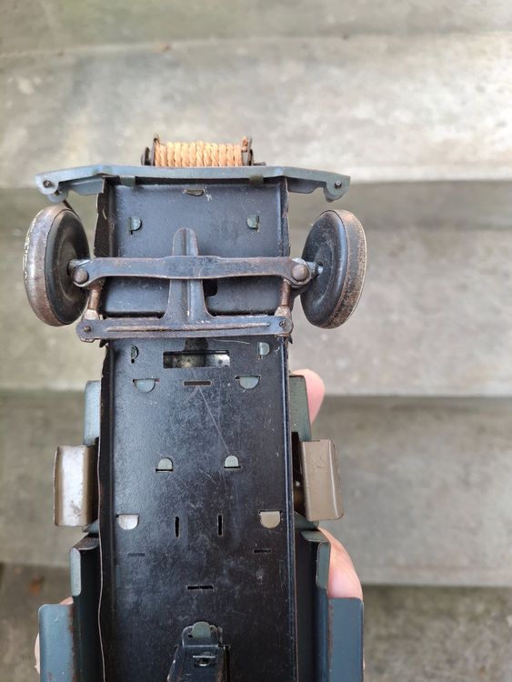 Jouets: Antiker Blech LKW mit Kanone, Vintage Spielzeugauto – D'occasion à Horriwil par TOKYONIGHTS 5