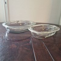Set aus zwei ovalen Glas-Auflaufformen – Glasi Hergiswil