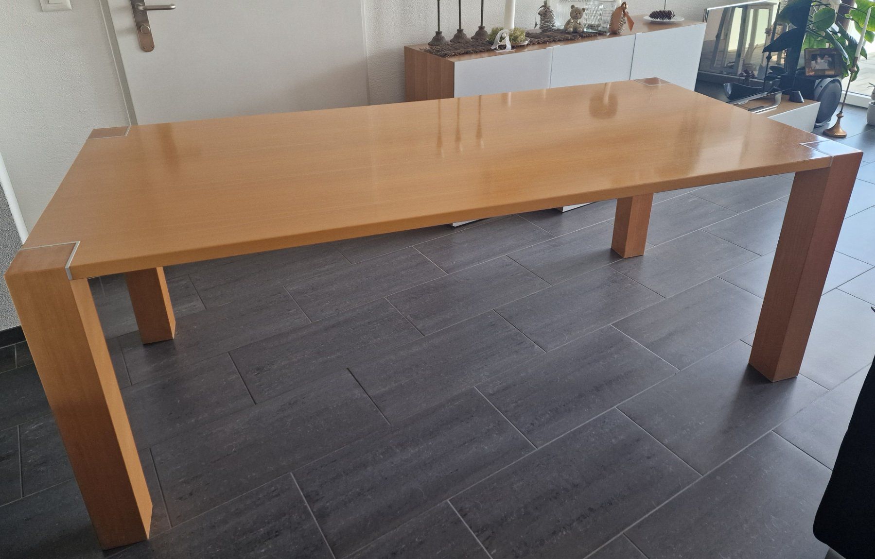 Tavoli: massiver Esstisch aus Buche – Usato da Schindellegi venduto da Bpologe60