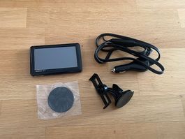 Garmin nüvi 1490 GPS Navigator guter Zustand mit Zubehör