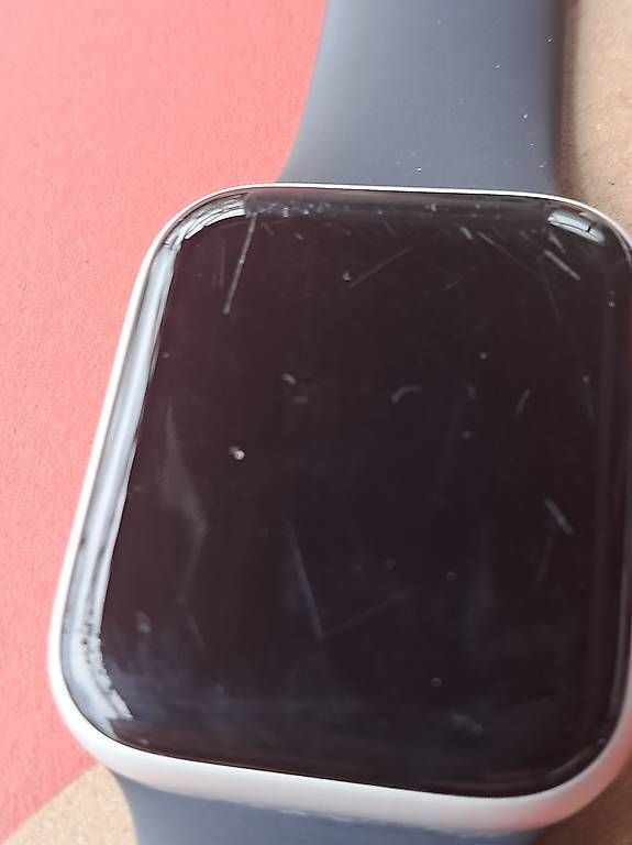 Smartwatch: Apple Watch SE 1 32 GB  – Usato da Trimbach venduto da Timewarp 1