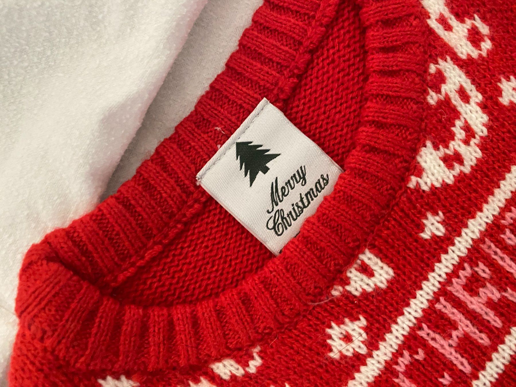 Maglioni & Felpe: Merry Christmas Pulli Grösse 98/104 – Usato da Allenwinden venduto da Obalu 1