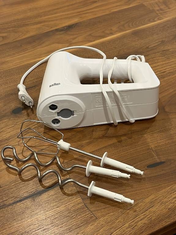 Braun Küchengeräte: Mixer mit zwei Teigrührern und einem Mixstab – Gebraucht aus St. Gallen von nYa25
