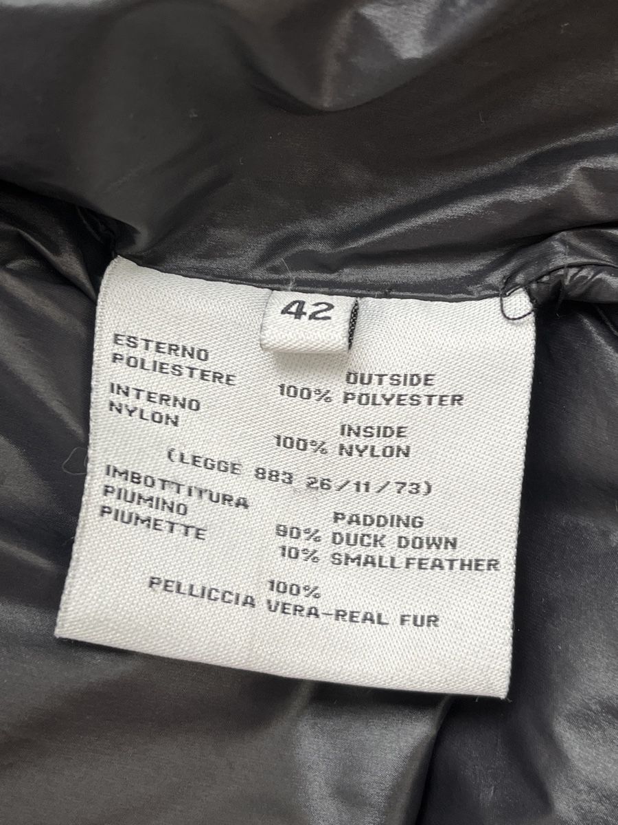 Cappellini Cappotti: Cappellini Daunenmantel Gr. 36 – Usato da Zürich venduto da Kleanthy 6