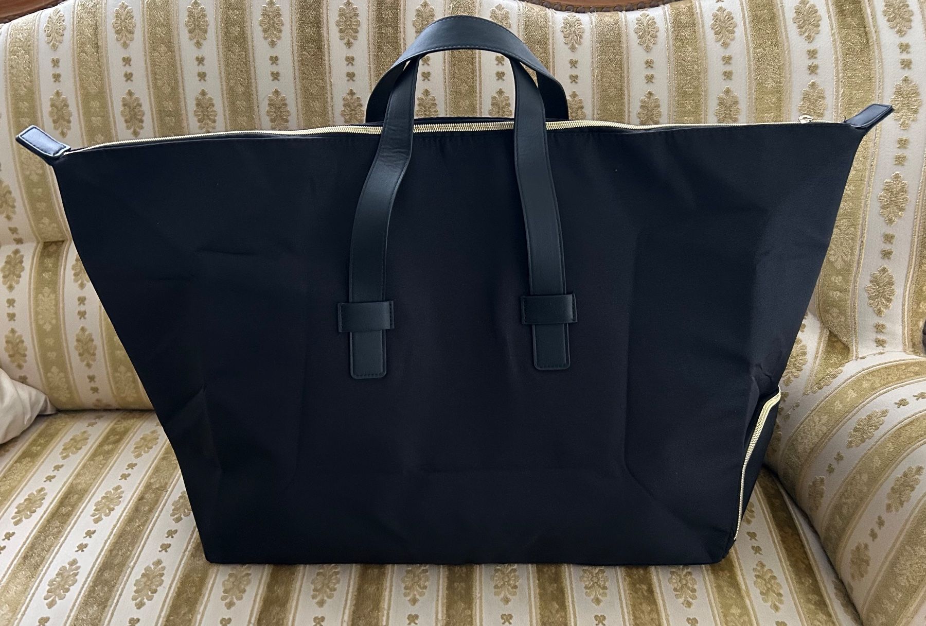 Hugo Boss Borse: BOSS Reisetasche, NEU – Nuovo (secondo la descrizione) da STUDEN BE venduto da SMIROS 1