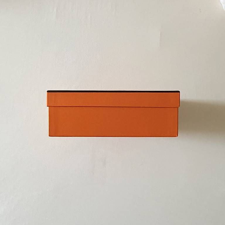 Sonstige Dekorationen & Accessoires: Original Hermès Karton – Gebraucht aus Zürich von quiniento 3