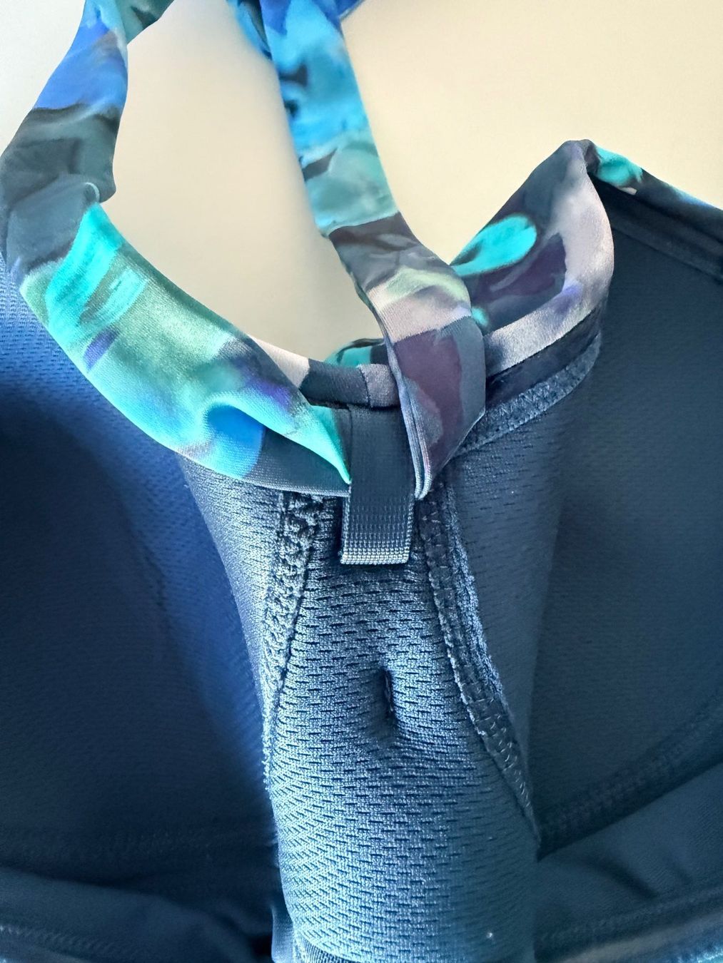 Triumph Badekleider & Bikinis: TRIUMPH, Badekleid SUMMER FLEUR, Grösse 46D, Farbe Blau – Neu und originalverpackt aus Rudolfstetten von gst_g7xl 6