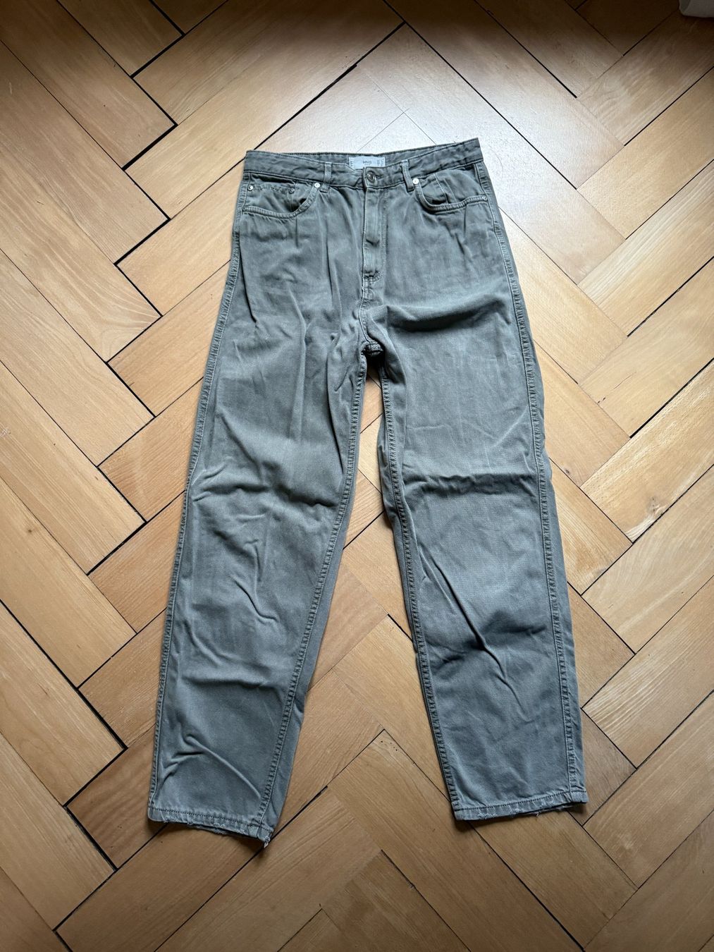 Mango Jeans: MANGO - Jeans olivgrün 38 – D'occasion à Zürich par Diazaio