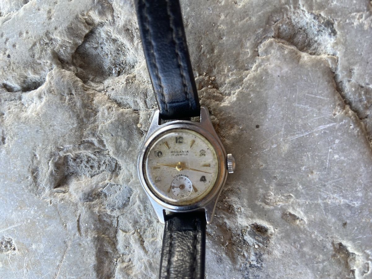 Uhren: Mondania Uhr – Gebraucht aus Rüti b. Büren von kie_t777 1