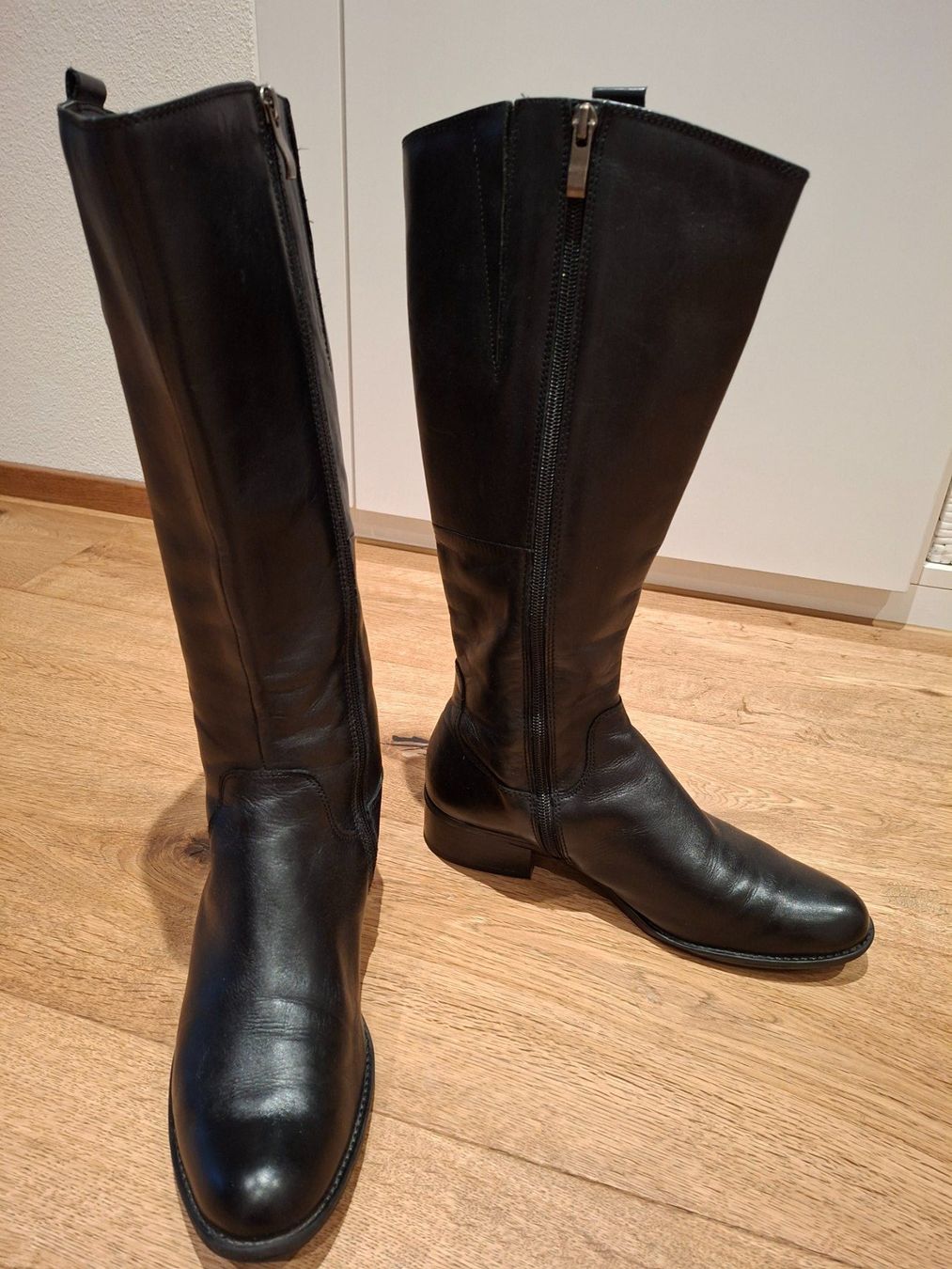 Scarpe da donna: Schwarze Lederstiefel Go Soft, Gr. 39 – Usato da Winterthur venduto da RoEla 2