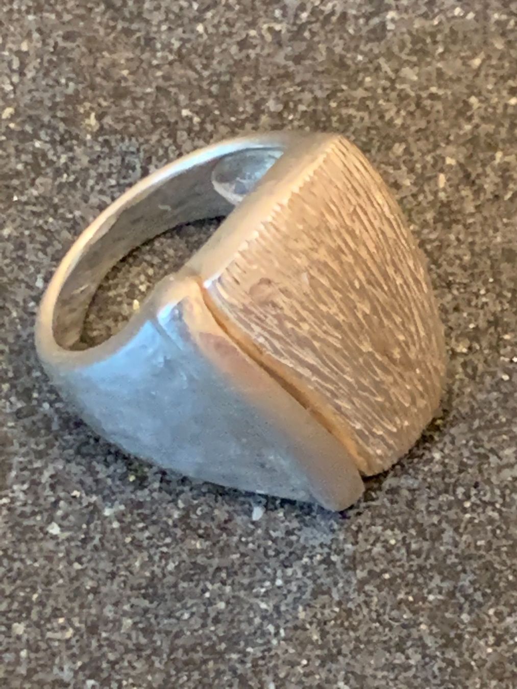 Anelli: massiver Silber Ring - super Design - Grösse 53 – Nuovo (secondo la descrizione) da Zürich venduto da uvu2
