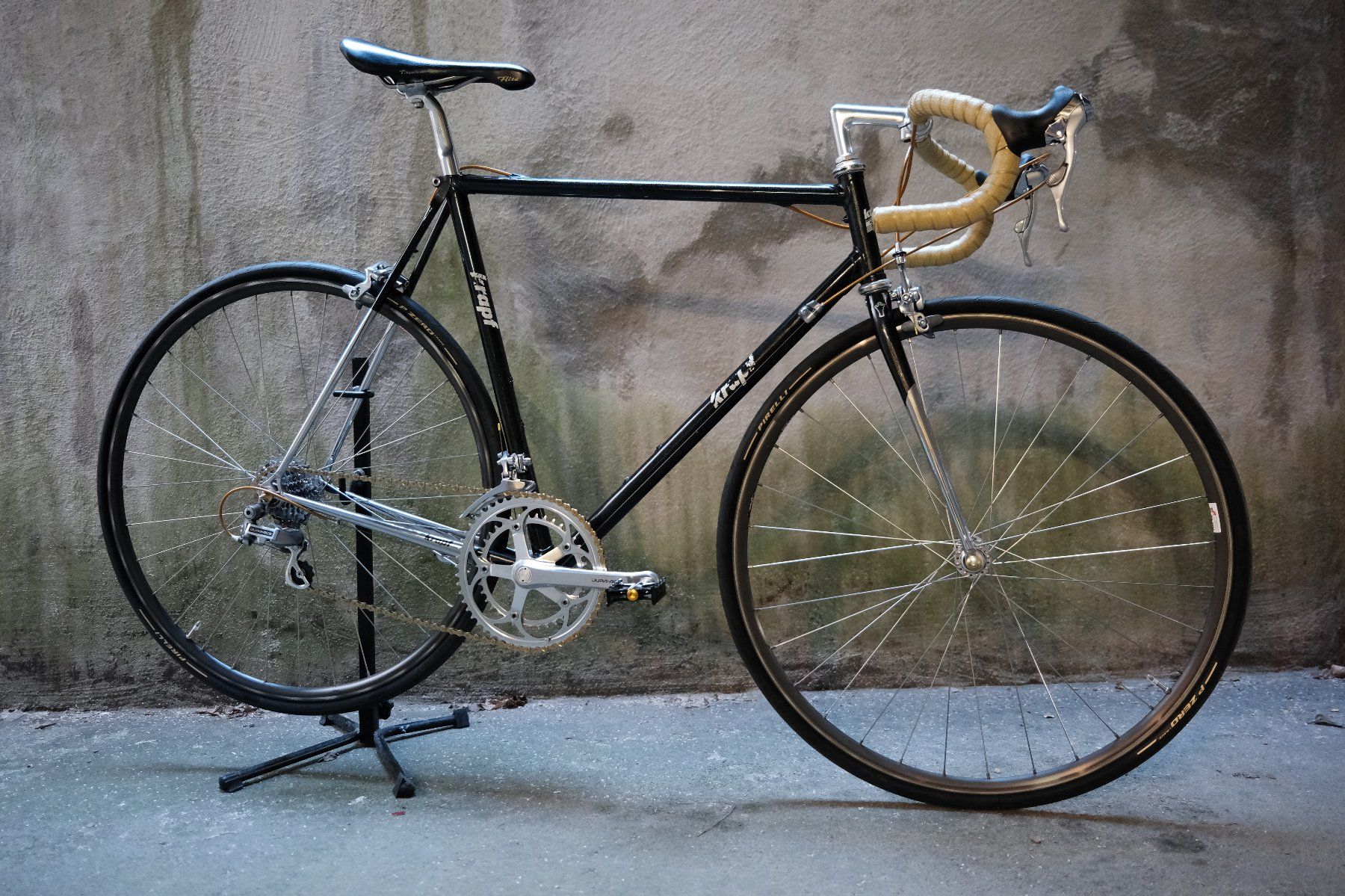 Biciclette: ZEITLOS ELEGANTES VINTAGE RENNVELO - KRAPF – Usato da Zürich venduto da FETTSCHICHT